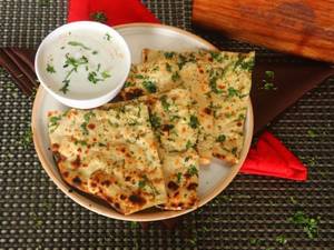 Cheese Parantha + Raita