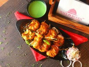 Tandoori Achari Momos (8 Pcs) (Chicken)