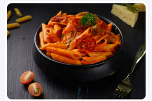 Veg Red Pasta