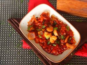 Crispy Prawn In Hot Garlic Sauce