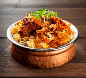 Lucknowi Chicken Biryani [Serves 2] 1000ml