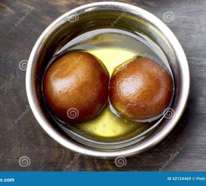 Gulab Jamun                                                                                                        