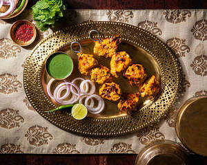 Chicken Zaffrani Tikka Roll