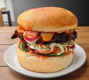 Classic chicken burger
