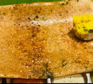 Ghee Rava Masala Dosa                                                  