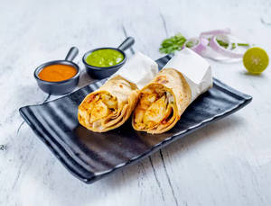 Paneer Makhani Roll