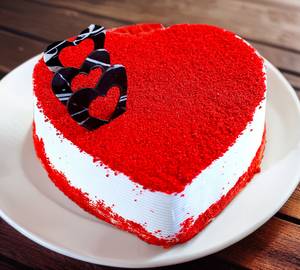 Anniversary Heart Redvelvet Cake [500 Grams]