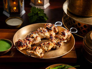 Chicken Reshmi Tikka Roll