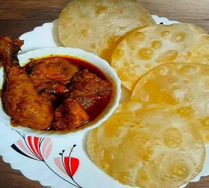 Luchu With Chicken Curry