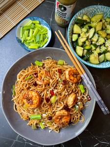 Prawns fried  noodles