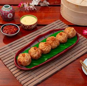 Chicken Peri Peri Momos Steamed