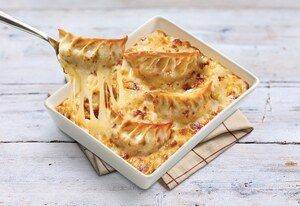 Classic Chicken Pizza Momos (8 Pcs)