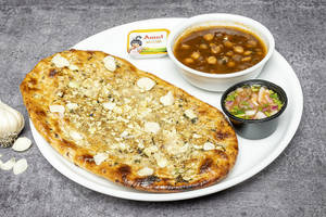 Gobhi Garlic Kulcha Spl.