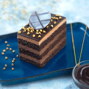 Decadent Chocolate Mousse - Veg - Pastry