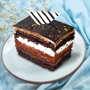 Chocoberry Delight - Veg - Pastry