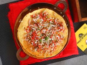Masala Papad (2 Pcs)