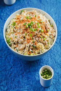 Chicken Burnt Garlic Fried Rice [500 ML]