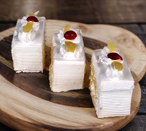 Spl Pineapple Pastry