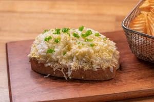 Grated Eggs Sandwich