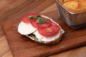 Caprese Sandwich