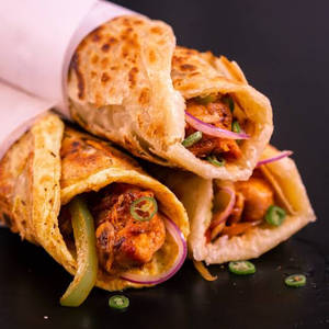 Kolkata Style Egg Chicken Roll
