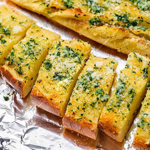 Garlic Bread (4pcs)