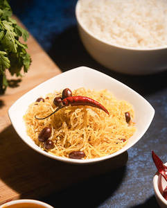 Alu Bhaja (crispy)