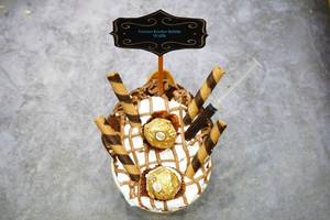 Ferrero Rocher Bubble Waffle