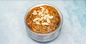 Kaju Chicken Curry Boneless