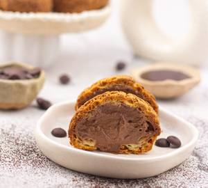 Box Of 2 Chocolate Choux