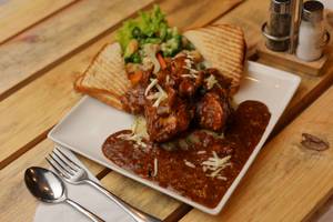 ROAST CHICKEN IN RED WINE SAUCE