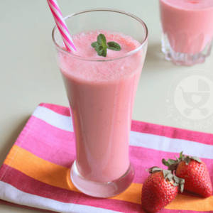 Strawberry Lassi