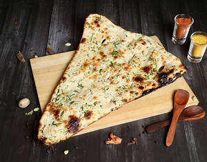 Special Butter Garlic Naan