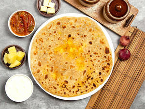 Stuffed Aloo Paratha With Butter & Pickle