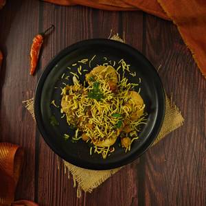 Papdi Chole [Serves 1]