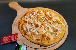 Heavenly Cheese Chicken Pizza