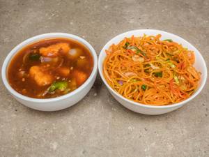 Chilli Paneer + Noodles