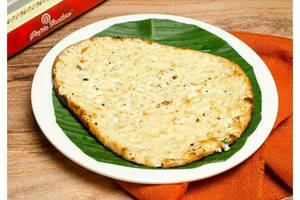 Crispy Cheese Onion Naan