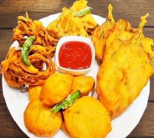 Mix Pakoda