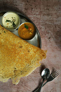 Onion Chilli Rava Dosa