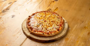 Double Cheese Margherita Pizza