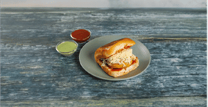 Peri Peri Vada Pav