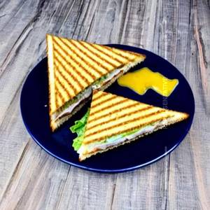 Veg Mayonnaise Cheese Sandwich