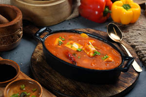 Chilli Paneer [Gravy]