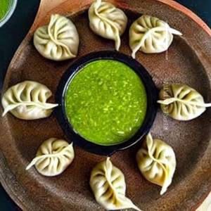 Mix Vegetables Cheese In Green Sauce Momos