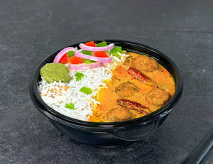 Punjabi Kadhi Pakoda [Steamed Rice] Bowl