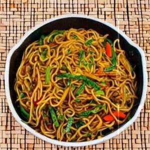 Veg Singapuri Noodles