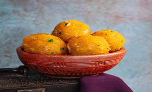 Kaju Kishmish Motichoor Laddu