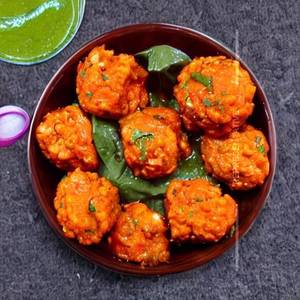 Veg Schezwan Ball Gravy