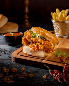 Crispy Fried Chicken Burger